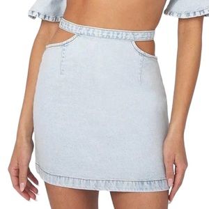 New We Wore What Cutout Waist Belted Denim Mini Skirt Super Light Wash Size XS